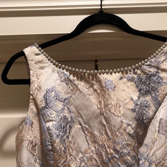 ADRIANNA PAPELL Floral Jacquard Fit And Flare Dress - Picture 5 of 10